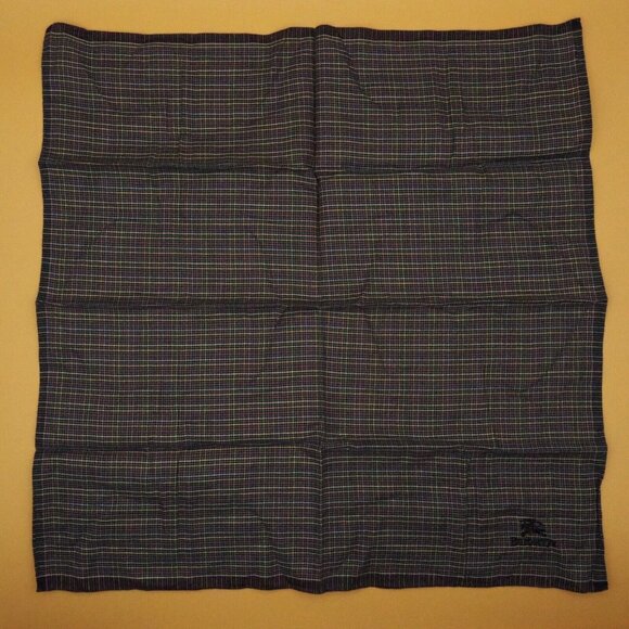 Rare Burberry Handkerchief Cotton Nova Check Women Green Elegant - Picture 1 of 3